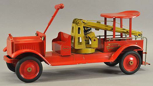 Email us with your Keystone toy trucks for sale free appraisals, free antique toy cars appraislas, keystone early dump truck for sale,  free antique toy appraisals sturditoy, vintage space tin toys, keystone toys history, antique vintage keystone toy trains and trucks, vintage keystone circus truck auction,  keystone, buddy l vintage space toys appraisals keystoen toy truck with keystone appraisal www.buddyltrucks.com
